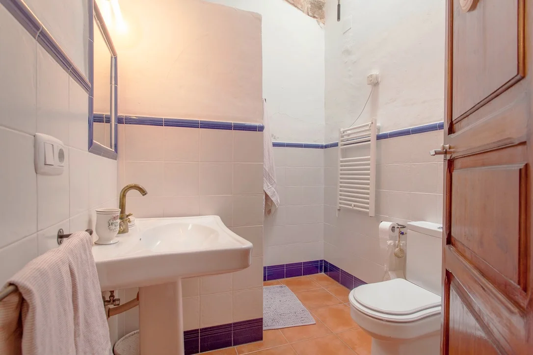 Baño (vista 2) - Casa Pepita, La Almeza, Alpuente