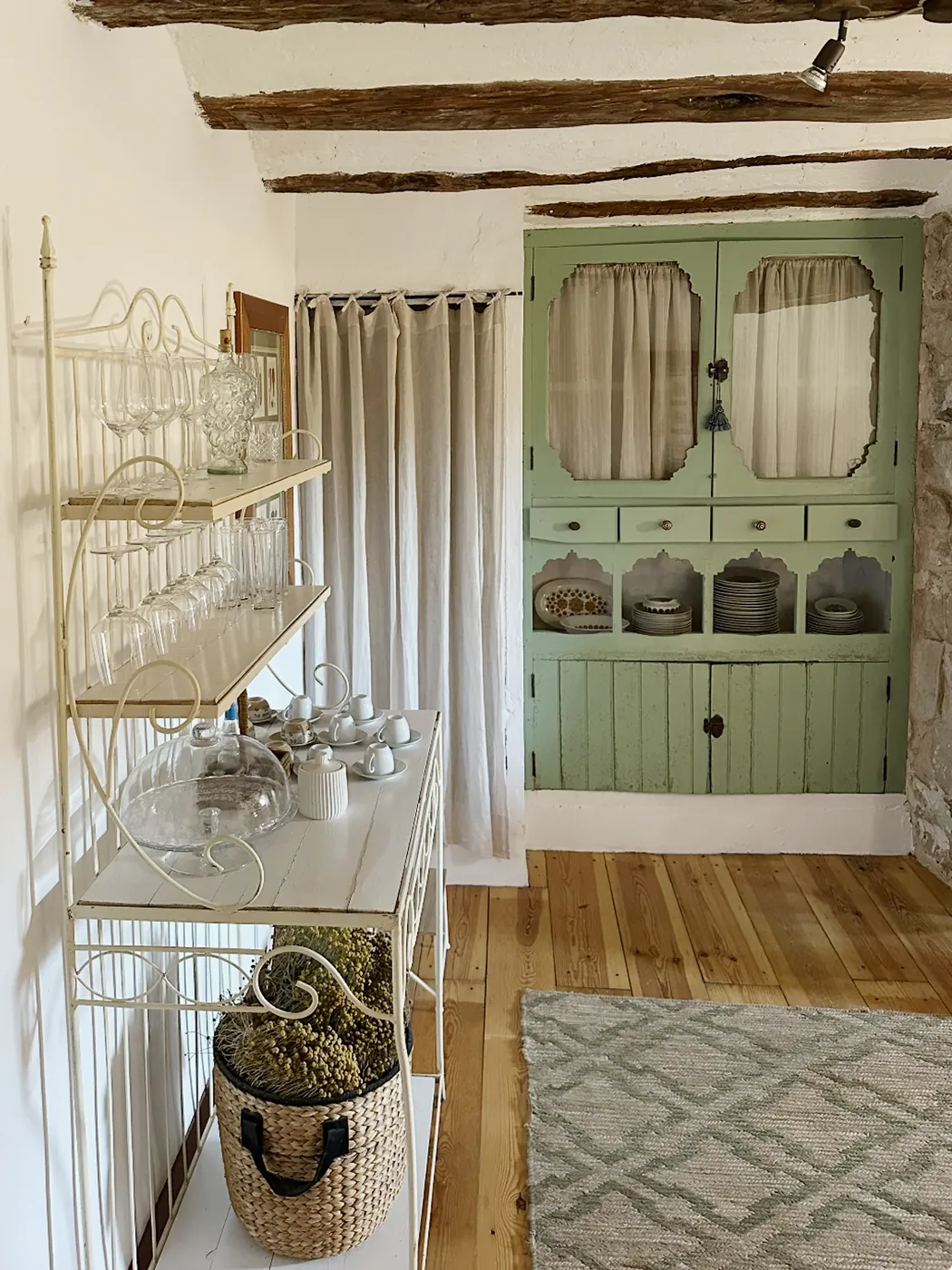 Comedor (vista 2) - Casa Pepita, La Almeza, Alpuente