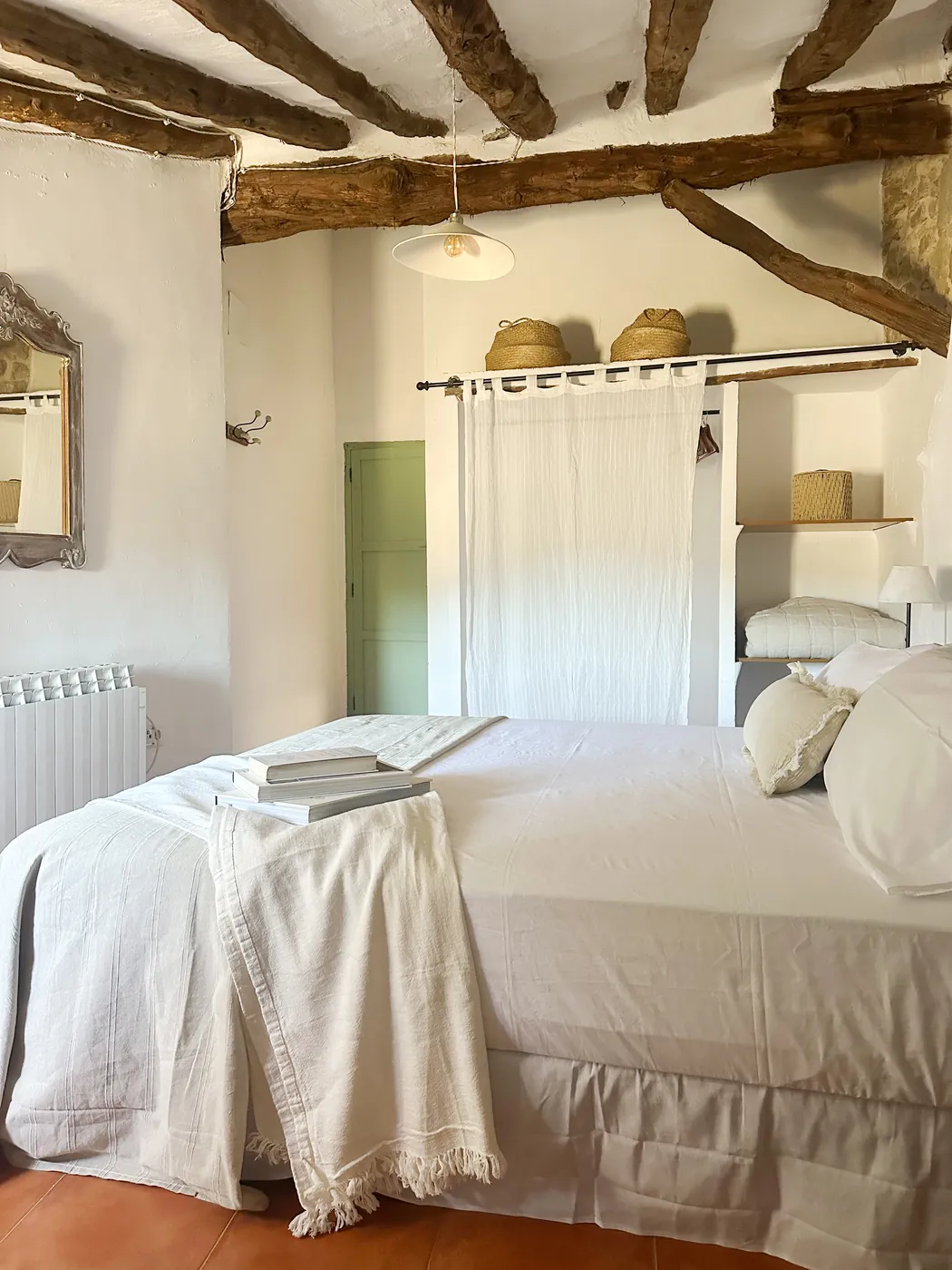 Dormitorio (vista 5) - Casa Pepita, La Almeza, Alpuente