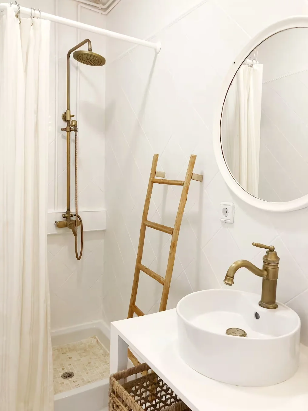 Baño (vista 2) - Casa Gonda, Cap d'Artrutx, Menorca